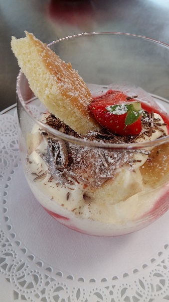 k Erdbeerdessert 2 Kopie