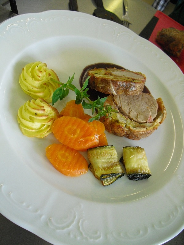 k Schweinsfilet in der Semmelhulle Kopie