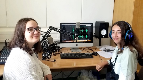 Bild 2 Manuela Hahn Jennifer Strohmer